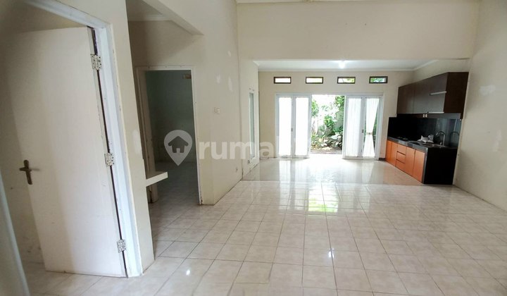 For Rent 2-Story House In Tatar Jingga K B P