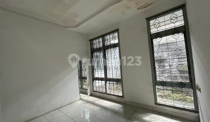 Disewakan Rumah Siap Huni Di Komplek Pharmindo 1