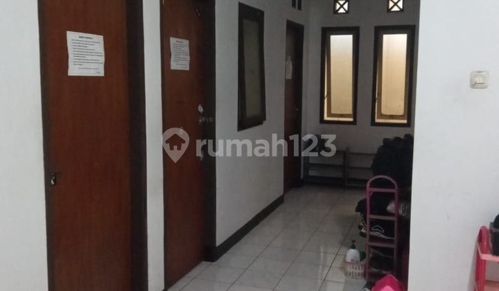 Di Jual Rumah ( + Kost-Kostan ) di Sayap Surya Sumantri 2