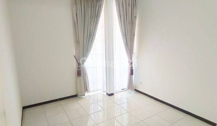 Rumah Semi Furnished  Nyaman Siap Huni Di Kota Baru Parahyangan 2