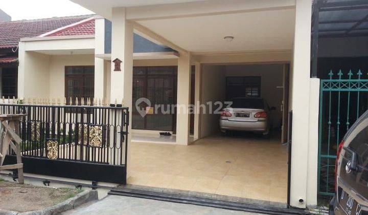 Rumah Nyaman Siap Huni di Taman Kopo Indah 2, Patung Kuda  1