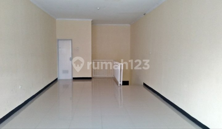 For Rent: Commercial Space in Soekarno Hatta