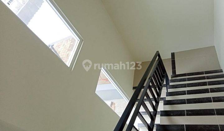 Rumah hunian 2 Lantai Free Kanopi free furnished Termurah 7