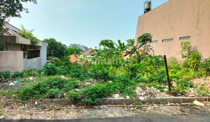 Tanah Didaerah Telaga Bodas, Bersebelahan Dengan Perumahan Permata Semeru. Posisi Tanah Diatas kiri, Kanan Dan Belakang Lebih Rendah Sehingga Rumah Akan Sejuk. Jalan Buntu Sehingga Tenang Untuk Dihuni 1