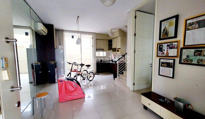 Rumah di Mansion, Pakuwon Indah Surabaya Sudah Renovasi SHM  3