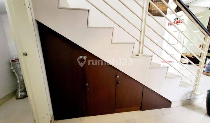 Rumah di Mansion, Pakuwon Indah Surabaya Sudah Renovasi SHM  7