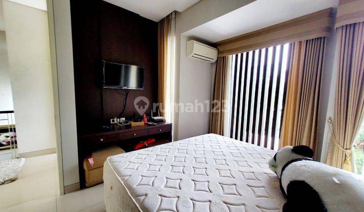Rumah di Mansion, Pakuwon Indah Surabaya Sudah Renovasi SHM  9