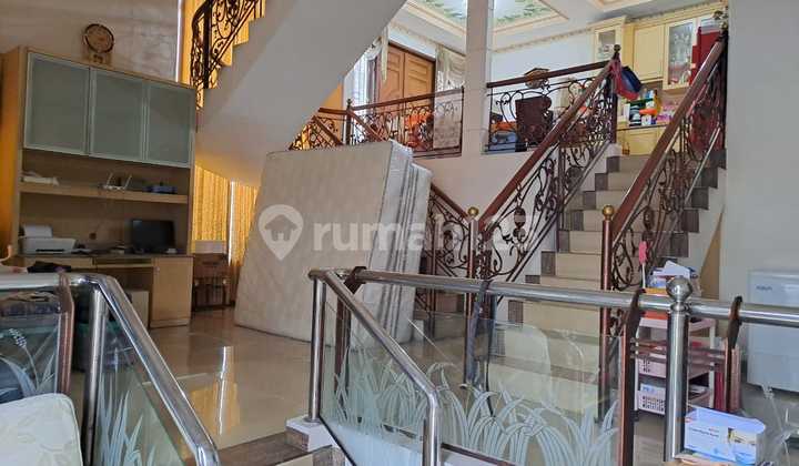 Rumah di Pakuwon City, Mulyorejo Surabaya Bagus Selatan 3