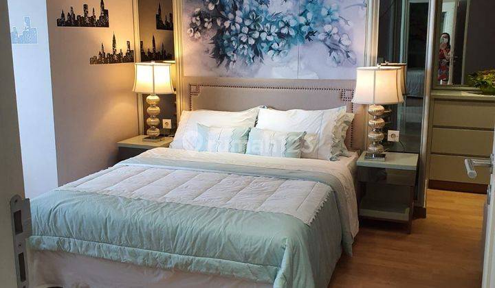 Apartemen THE PEAK TUNJUNGAN PLAZA 5 3 Kamar Tidur Furnished Bagus 2