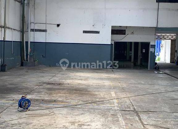 Ruang Usaha di Hr Muhammad, Surabaya 742 m Bagus Strategus Nol Jalan 3