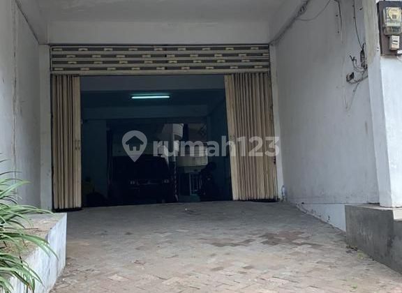 Ruang Usaha di Hr Muhammad, Surabaya 742 m Bagus Strategus Nol Jalan 4