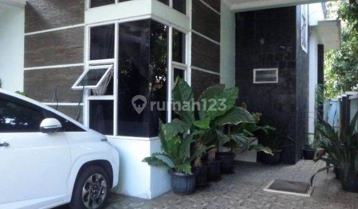 Rumah 2 Lt, Luas 210m2, Hook, Metland Menteng, Jakarta Timur 2