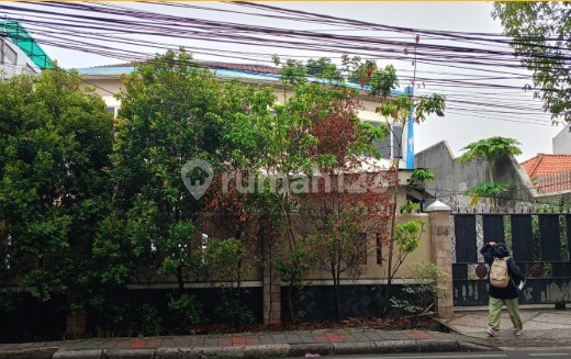 Spacious Two-Story House in Pulo Gadung, East Jakarta; Land Area 646 m² Spacious Two-Story House in Pulo Gadung, East Jakarta; Land Area 646 m²
