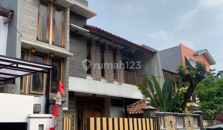 Rumah 2lt, Luas 247m² Di Kebayoran Baru 2