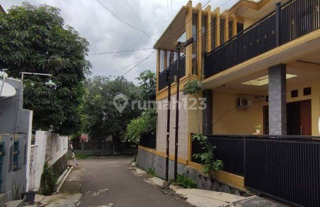 2 Unit Rumah Cantik, Hook, Lt.254m2, 2lt, Shm, Cocok Utk Hunian Dan Kantor 2