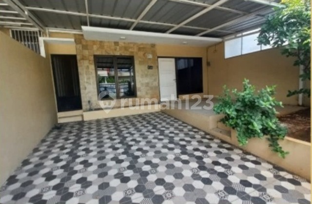 RUMAH DI GRAND MEKARSARI, CLUSTER HUCKLEBERRY; LT.98m2; SHM 2