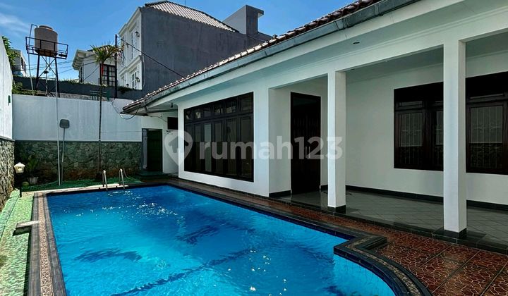 Kemang Rental House Ready to Occupied Semi Furnished