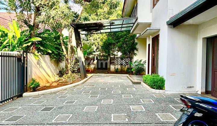 Disewakan Rumah bisa untuk Kantor Lokasi Strategis Area Kemang Disewakan Rumah bisa untuk Kantor Lokasi Strategis Area Kemang