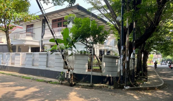 Price Drop For Sale corner house in Bintaro Jaya sector 2 Tangerang Selatan