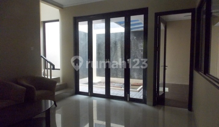 Dijual rumah di Discovery Bintaro Jaya Tangerang Selatan