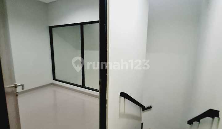 Rumah bagus siap huni di Serua Ciputat Tangerang Selatan 2