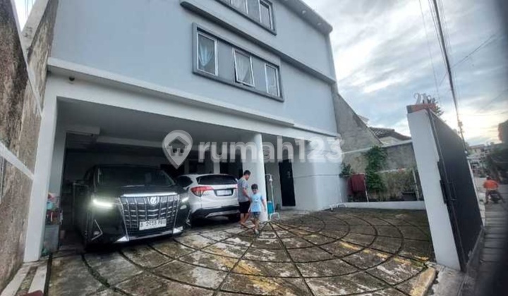 Renovated Room Near Kebayoran Baru MRT