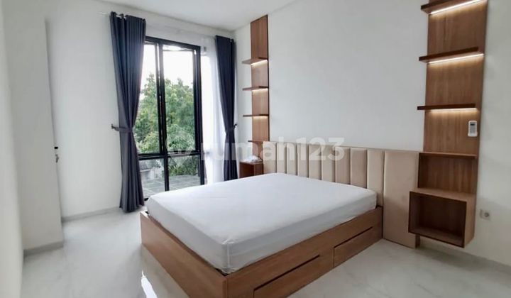 Rumah Full Renov dan Full Furnished di Bintaro Sektor 4 2