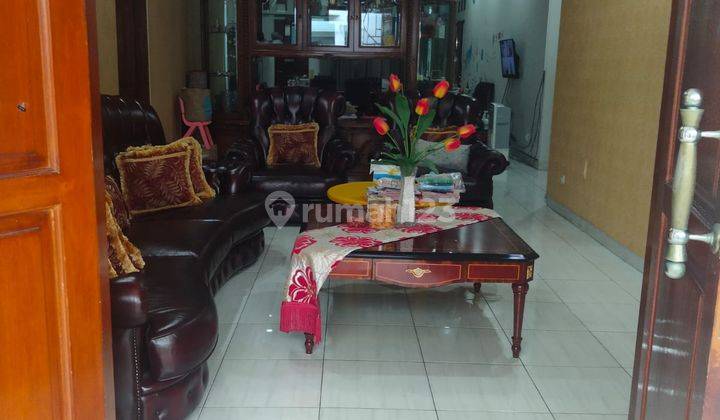 Rumah Murah Hitung Tanah dan Lokasi Strategis @Kemang 2