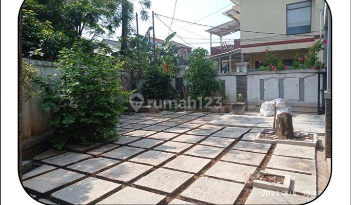 Dijual Rumah Asri Halaman Luas di Griya Kencana Ciledug 2