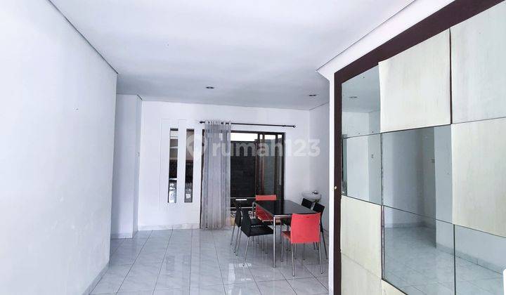 Dijual Rumah Murah di Emerald Bintaro Sektor 9 2