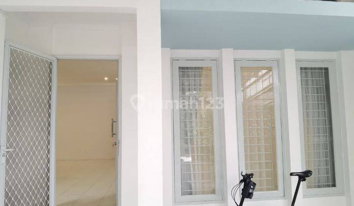 Dijual Rumah Bagus Semi Furnished di Puri Bintaro  2