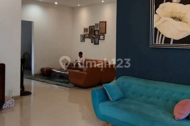 Rumah Pinggir Jalan Raya Cocok untuk Bisnis di Jombang Raya Rumah Pinggir Jalan Raya Cocok untuk Bisnis di Jombang Raya