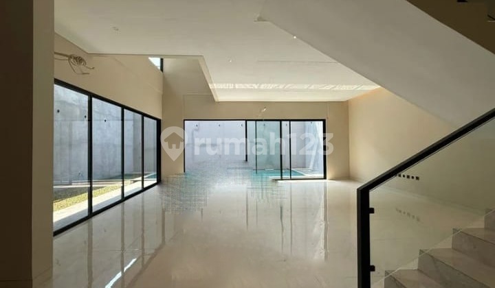 A House in Premium Cluster Bintaro Jaya Sector 7 & Comfortable Residence 2