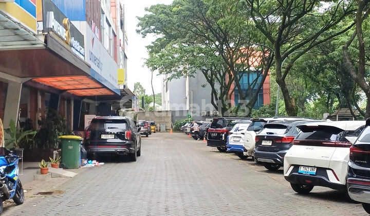Ruko di Emerald Arcade 3.5 Lantai Siap Pakai. Best Deal!