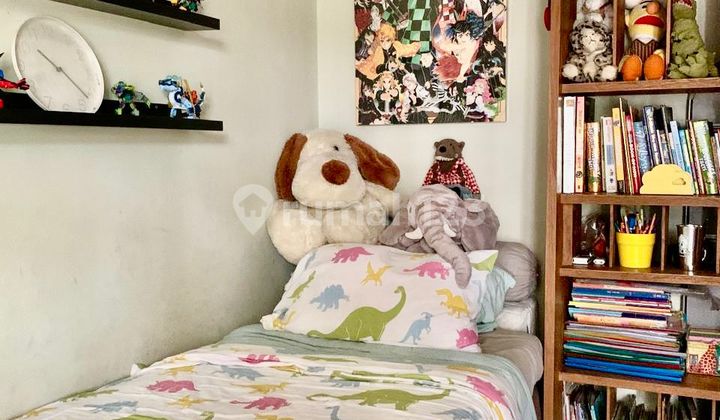 Hotsale! Rumah Hommey Depan Taman di Cluster Emerald, Bintaro Sektor 9. 2