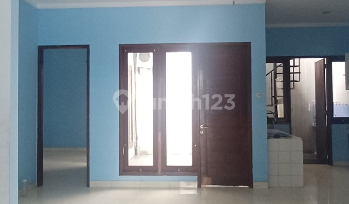 Rumah Disewa Emerald Bintaro Sektor 9 2