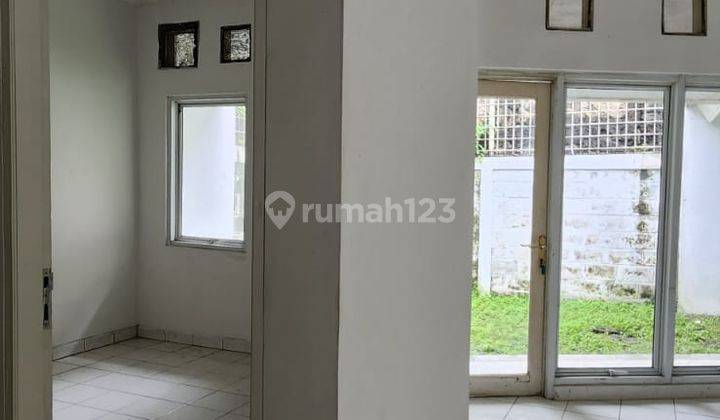 Dijual Rumah Siap Huni dengan Hunian Nyaman dan Asri di BSD. 2