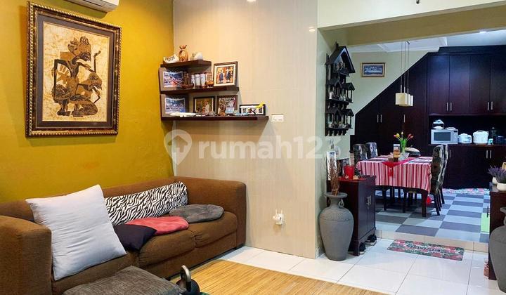 Rumah Rapi Di Cluster Emerald Bintaro Sektor 9. Nego! Rumah Rapi Di Cluster Emerald Bintaro Sektor 9. Nego!