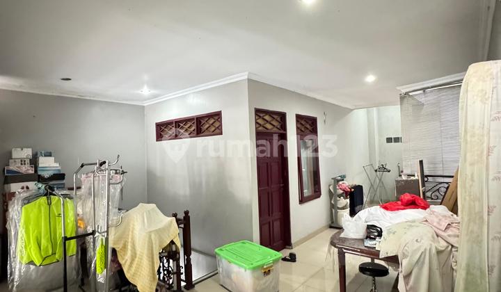 Rumah 2 Lantai Pondok Aren - Siap Huni, Lokasi Strategis, SHM & Harga Nego!