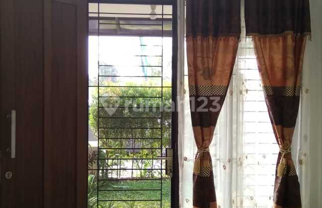 2-Story House Ready to Live In with Comfortable and Lush Living @Bintaro Sector 9