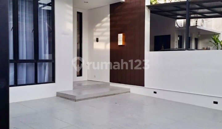 Ful Furnished dan Ful Renov Rumah di Bintaro Sektor 4 2
