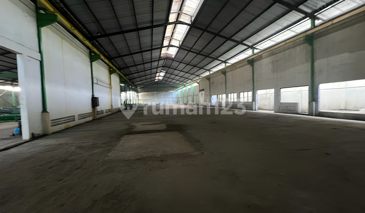 FOR SALE NJOP PRICE Warehouse Workshop & Office 3 Floors at 0 Jalan Raya Bibis West Surabaya