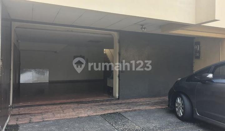 RUMAH  JALAN DARMAWANGSA JAKARTA SELATAN 2