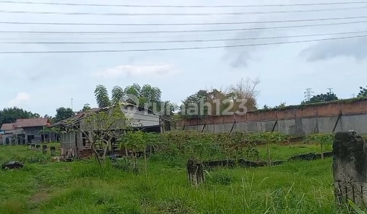 DIsewakan Tanah Kavling Super Luas dan sudah ada fondasi !