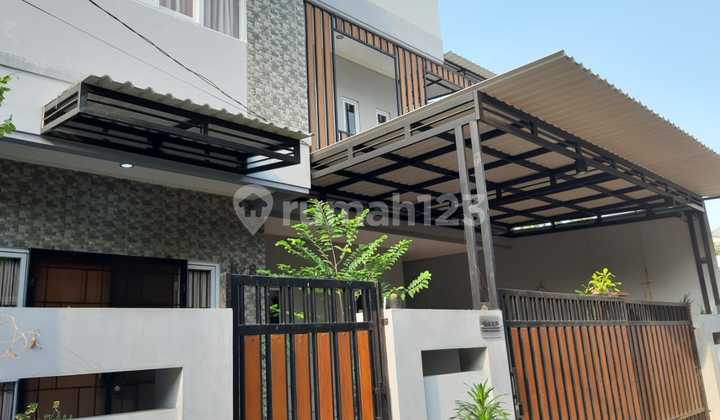 Ready-to-Occupy House in Pondok Gading, Kelapa Gading, North Jakarta