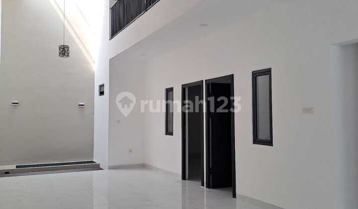 Rumah Brand New Di Taman Modern Jakarta Timur 2