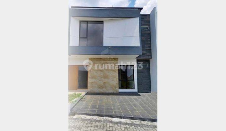 Jual Rumah Strategis di Setraduta, Hunian Nyaman di Lokasi Ideal! 1