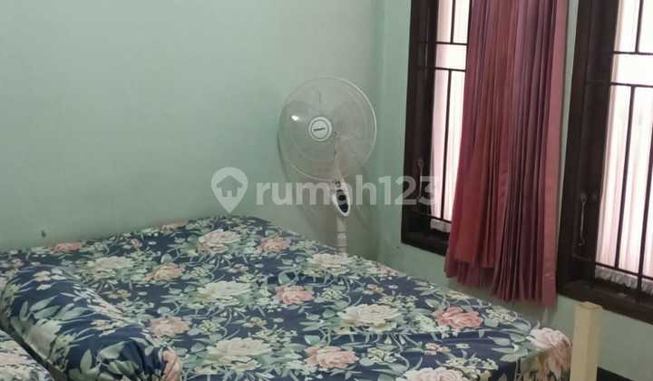 Rumah Bangunan Terawat di Taman Cibaduyut Indah 2