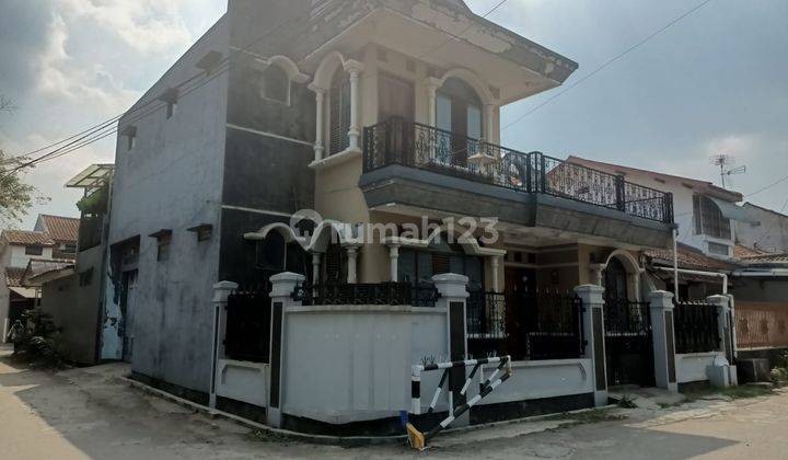 Rumah Siap Huni Kondisi Terawat di Taman Kopo Indah 1 1