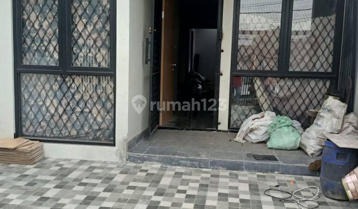 Rumah 2 Lantai Siap Huni Berada di Bpkp, Holis 2